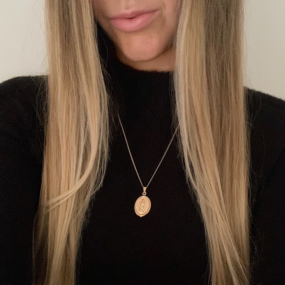 Virgin Mary Necklace | 18k Gold Filled - Picture 2 of 7